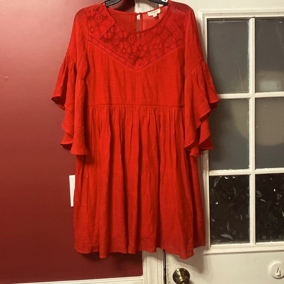 Umgee Frill It Up Lace Yoke Bell Sleeve Dress size S - Picture 2 of 6